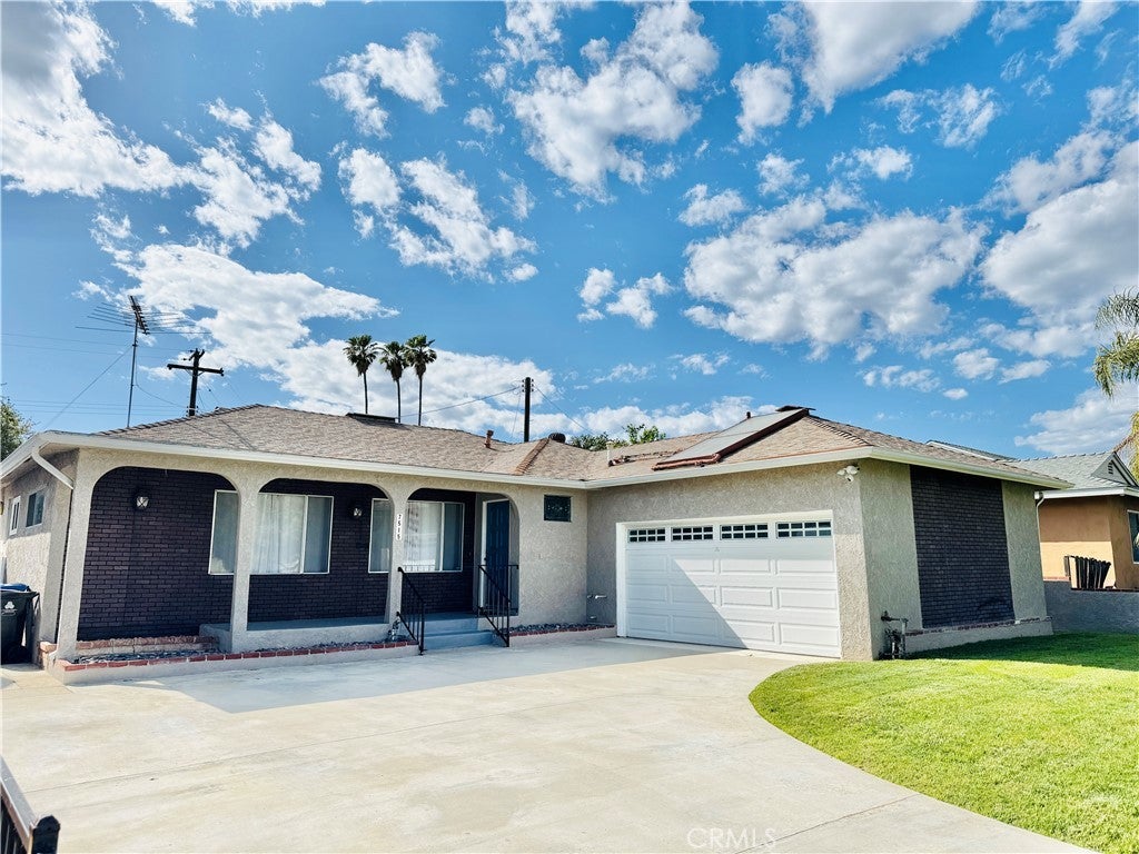 Photo of Listing #SR25074643