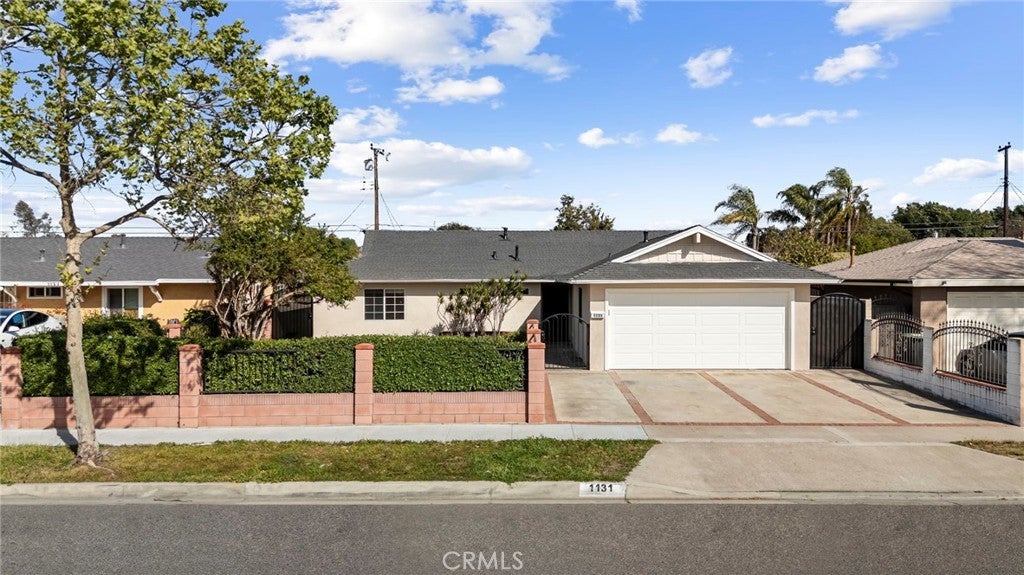 Photo of Listing #OC25074620