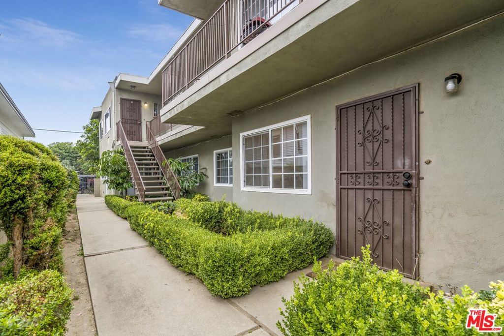 Photo of Listing #25520435