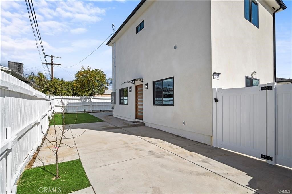 Photo of Listing #SR25075512