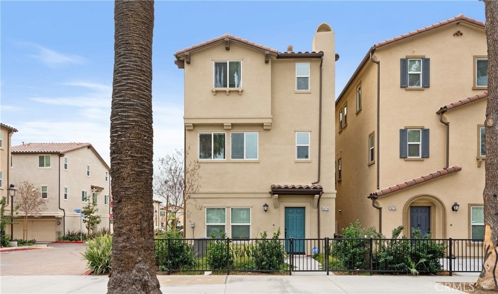 Photo of Listing #TR25076415