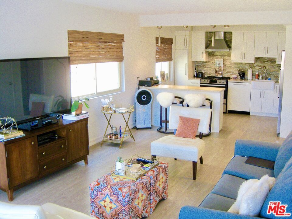 Photo of Listing #25521713