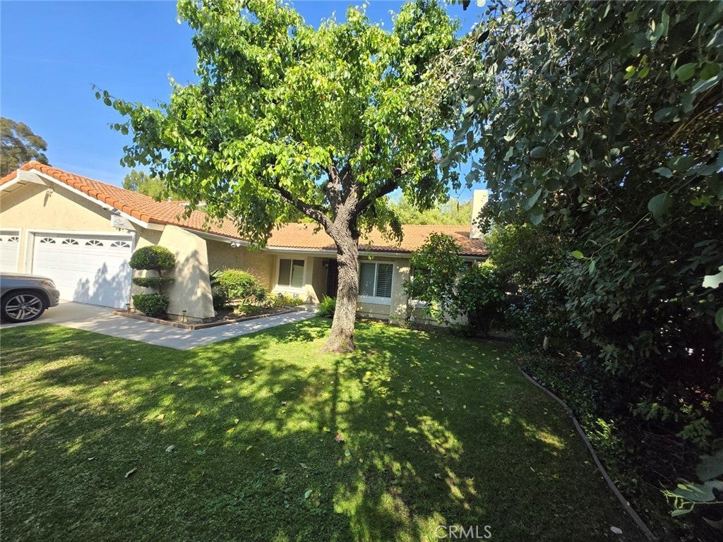 Photo of Listing #SR25077410