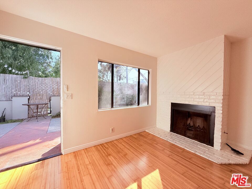 Photo of Listing #25522961