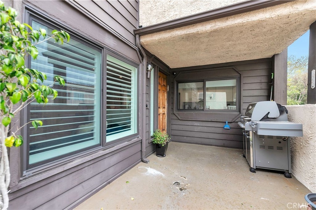 Photo of Listing #SR25077749