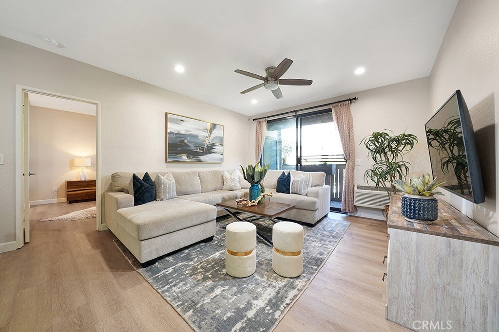 Photo of Listing #OC25058773