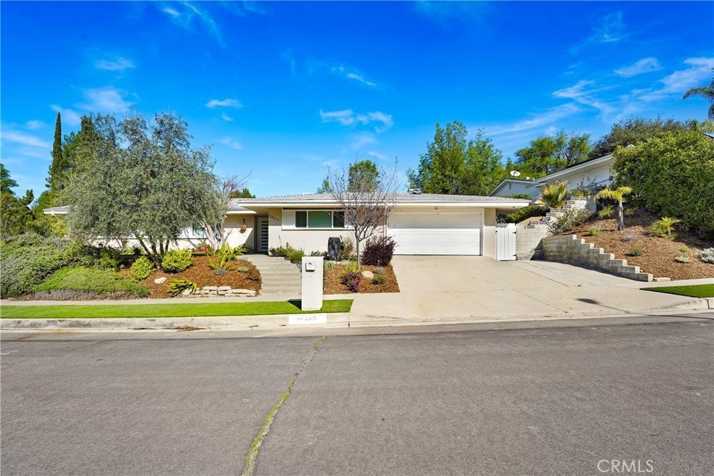 Photo of Listing #SR25078454