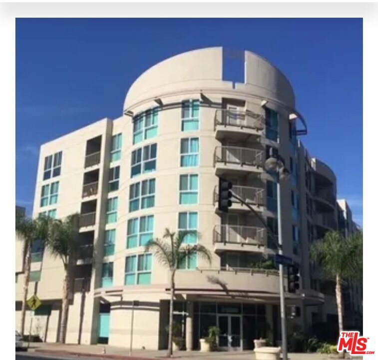 Photo of Listing #25523507