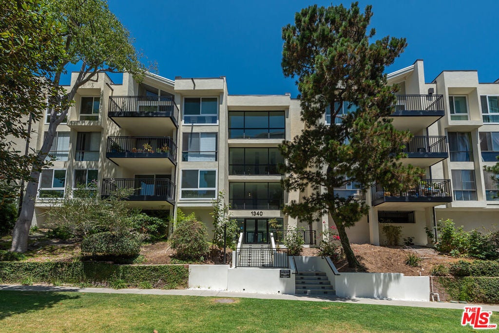 Photo of Listing #25522981