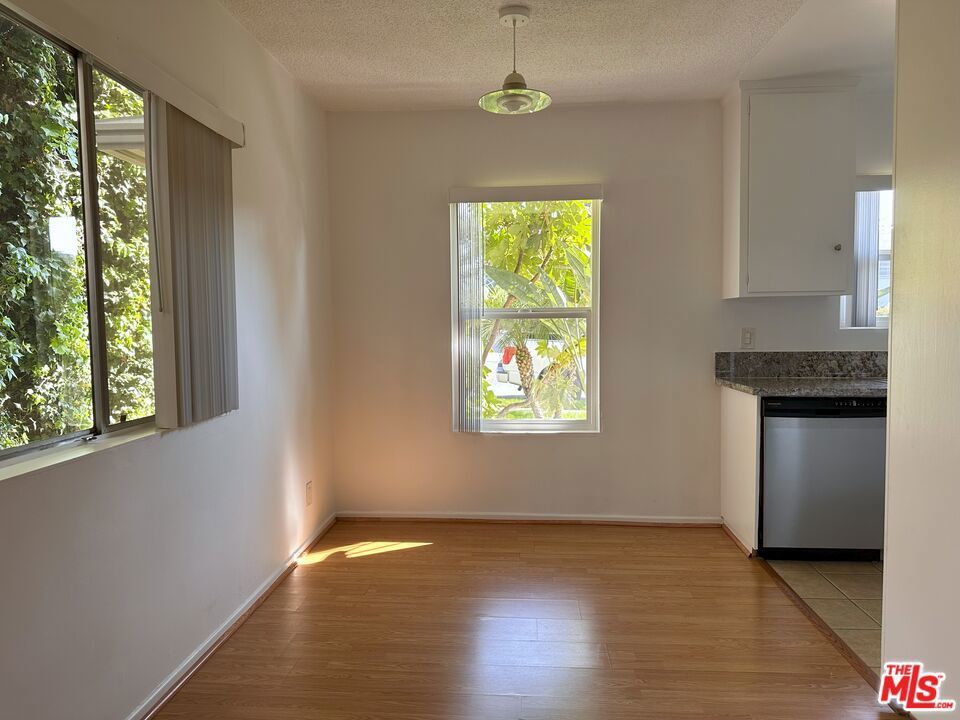 Photo of Listing #25522855