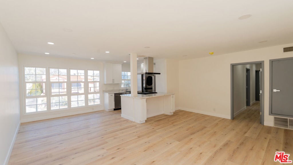 Photo of Listing #25522830