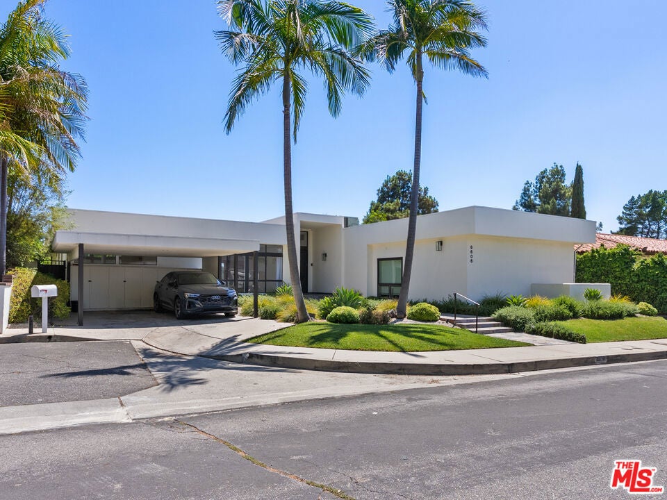 Photo of Listing #25523807