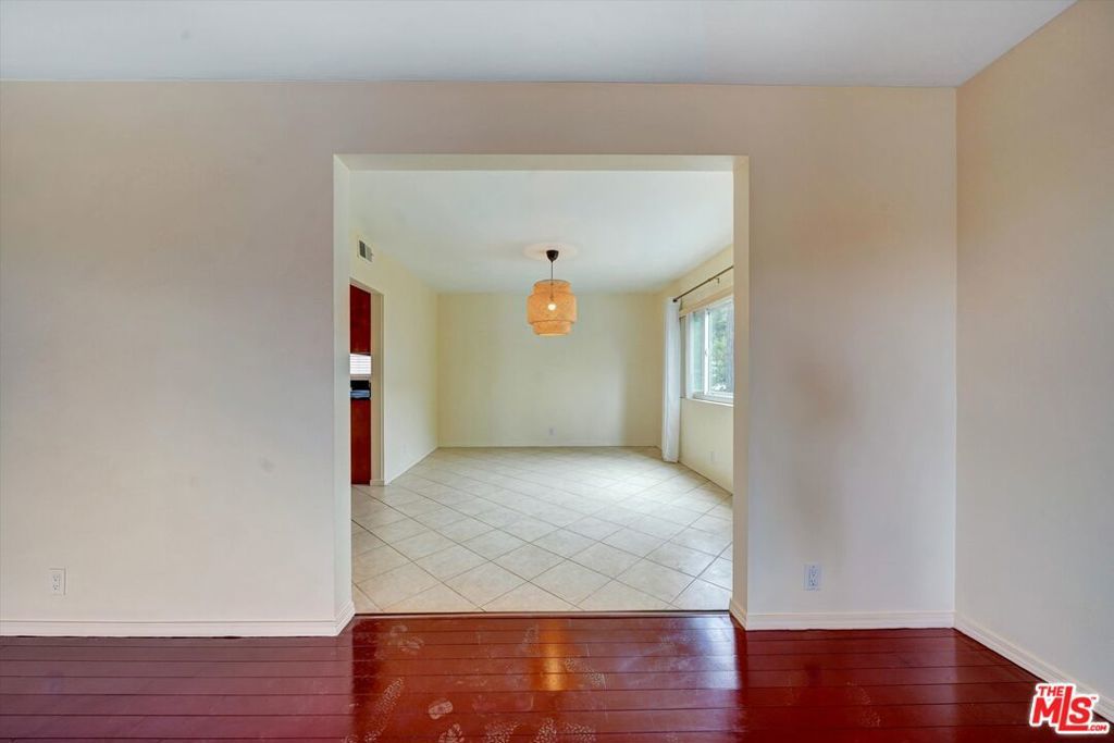 Photo of Listing #25524123