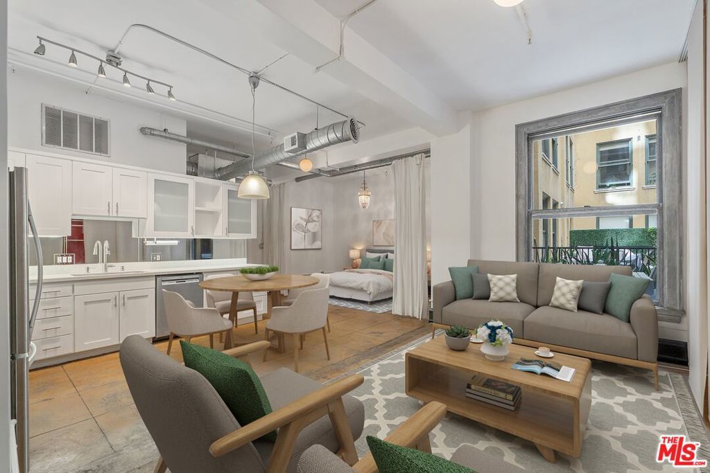 Photo of Listing #25523111