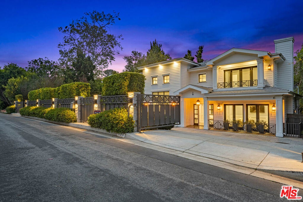 Photo of Listing #25524371