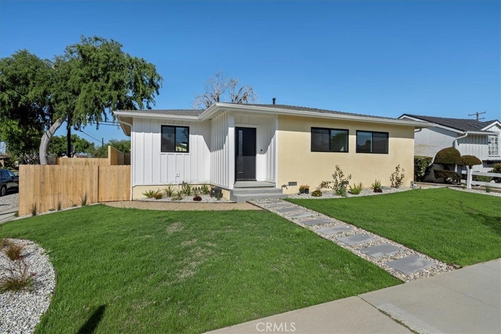 Photo of Listing #PV25068363