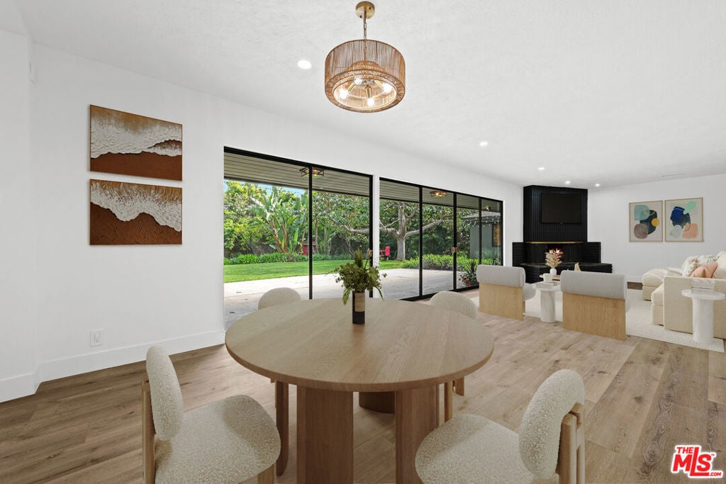 Photo of Listing #25518423