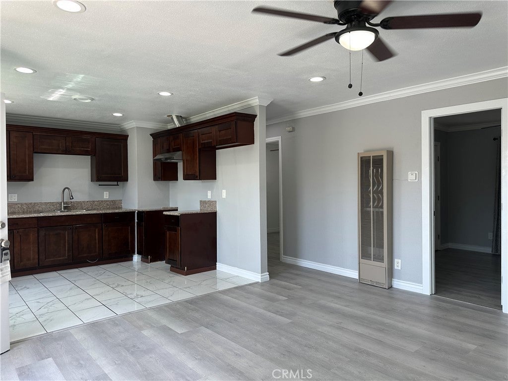 Photo of Listing #DW25080989