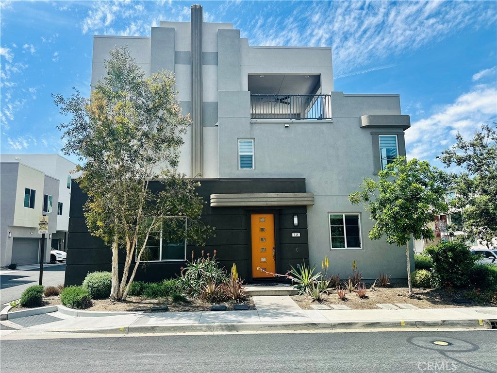 Photo of Listing #OC25081090