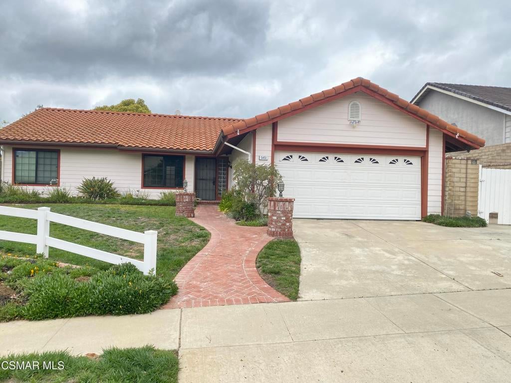 Photo of Listing #225001823