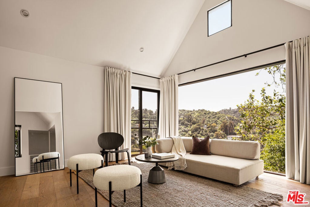 Photo of Listing #25524989