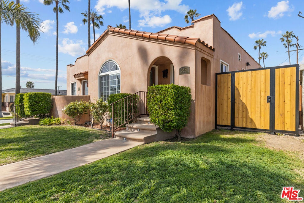 Photo of Listing #25525367