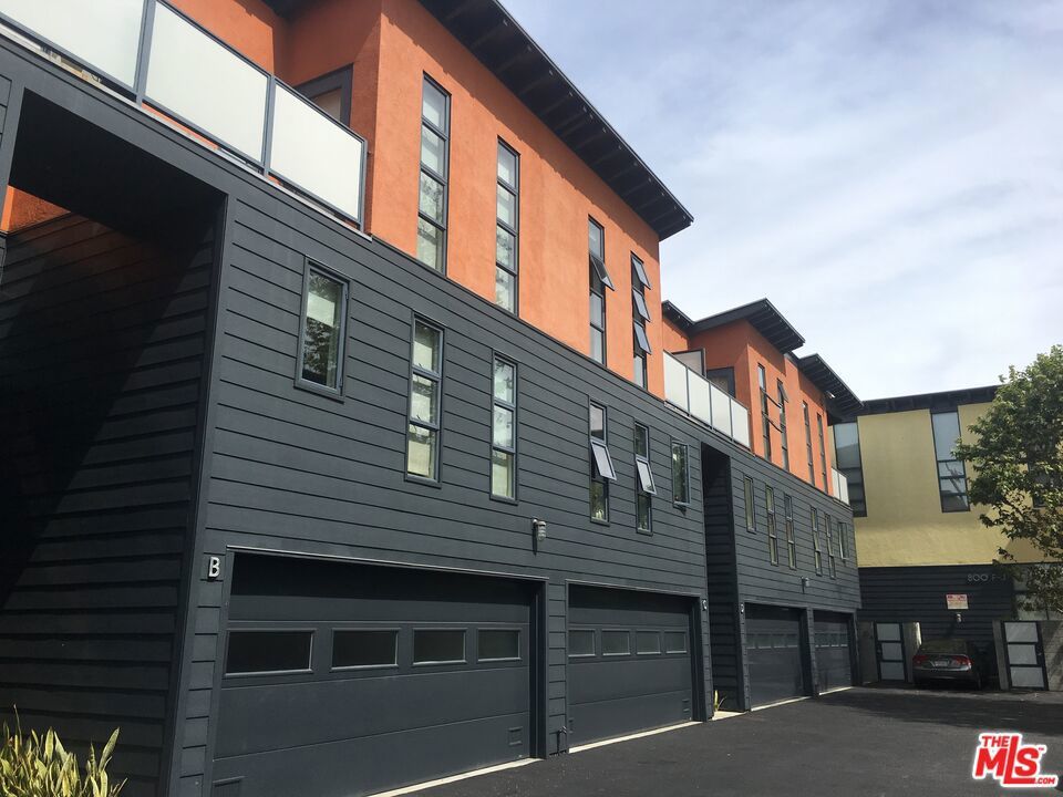 Photo of Listing #25525489