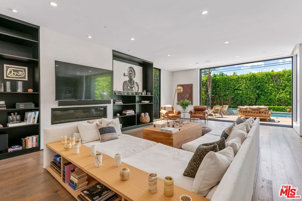 Photo of Listing #25525607