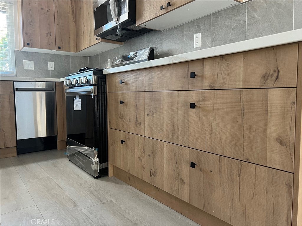 Photo of Listing #SR25082699