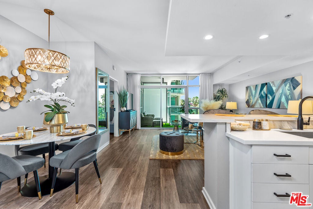 Photo of Listing #25521131