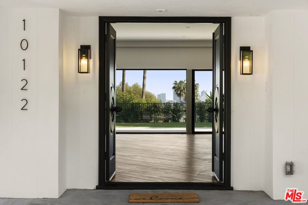 Photo of Listing #25525859