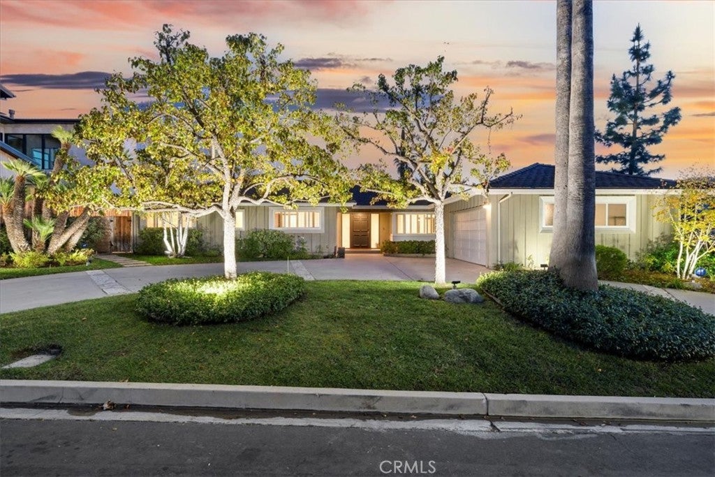 Photo of Listing #SR25083472