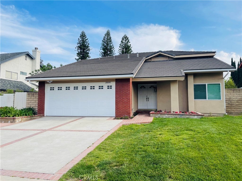 Photo of Listing #SR25083521