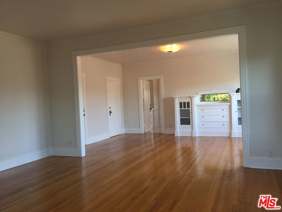 Photo of Listing #25526235