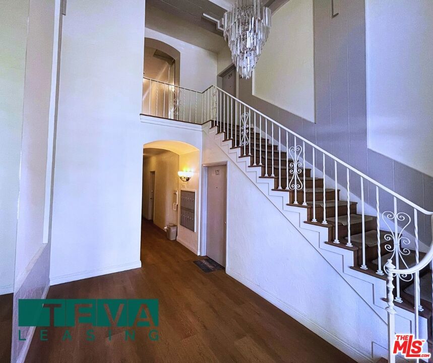 Photo of Listing #25526237