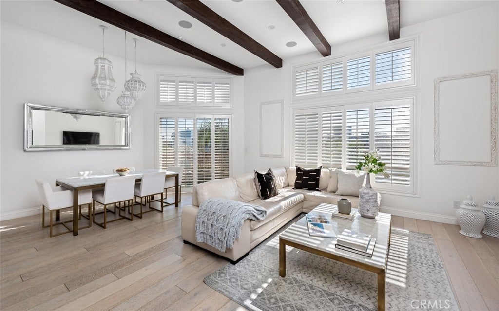 Photo of Listing #SR25084991