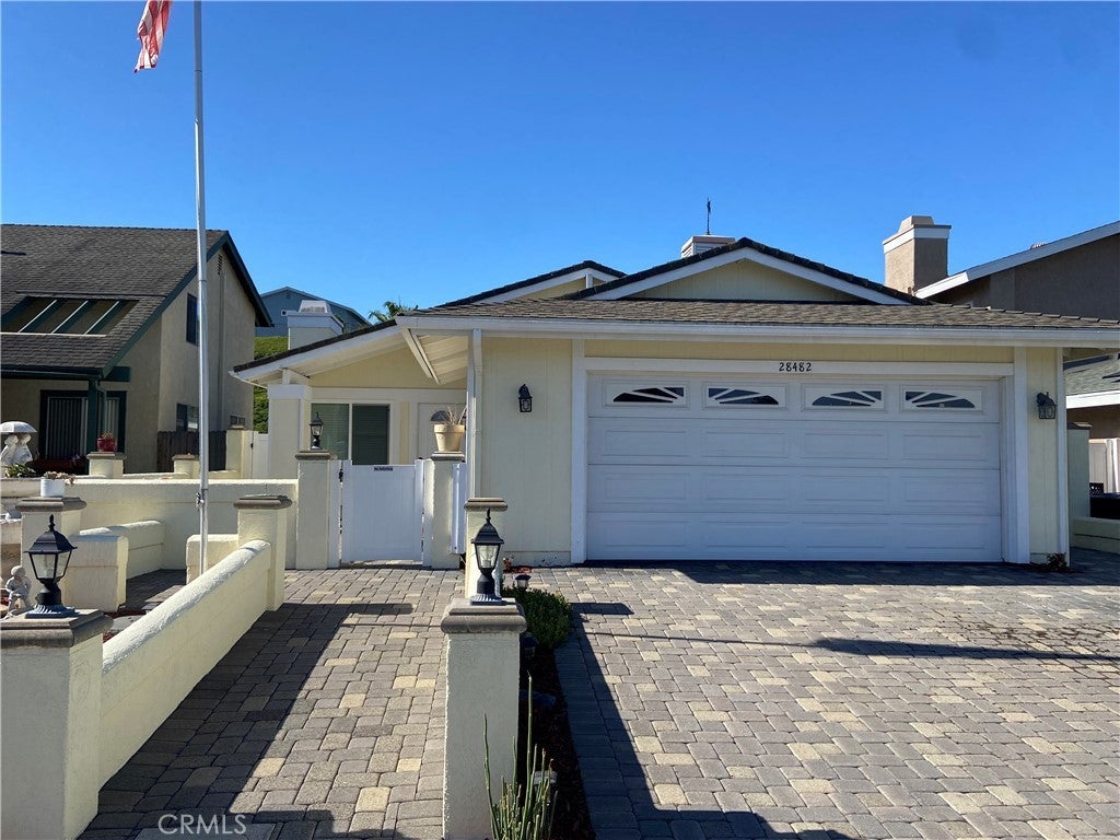 Photo of Listing #OC25081621