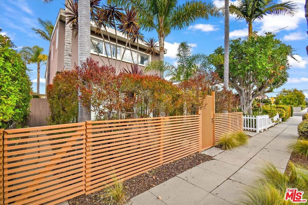 Photo of Listing #25526807