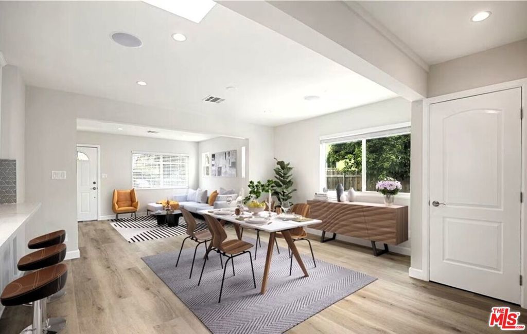 Photo of Listing #25526445