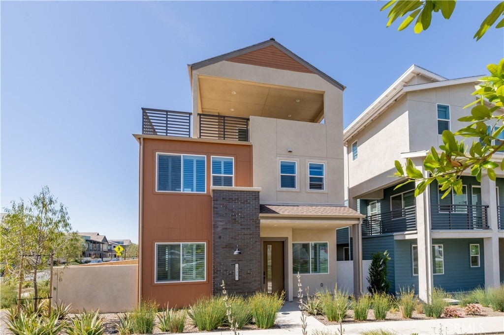 Photo of Listing #OC25081620