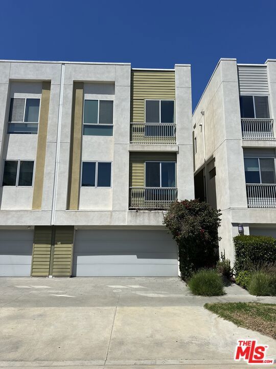 Photo of Listing #25526557