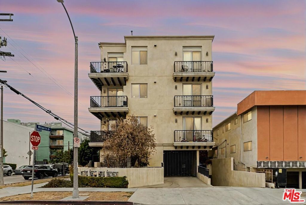 Photo of Listing #25528275