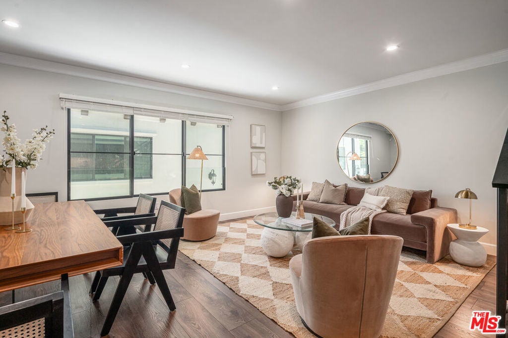 Photo of Listing #25528287