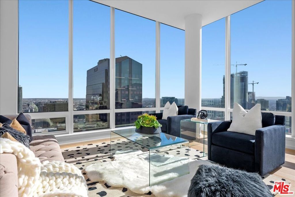 Photo of Listing #25528289