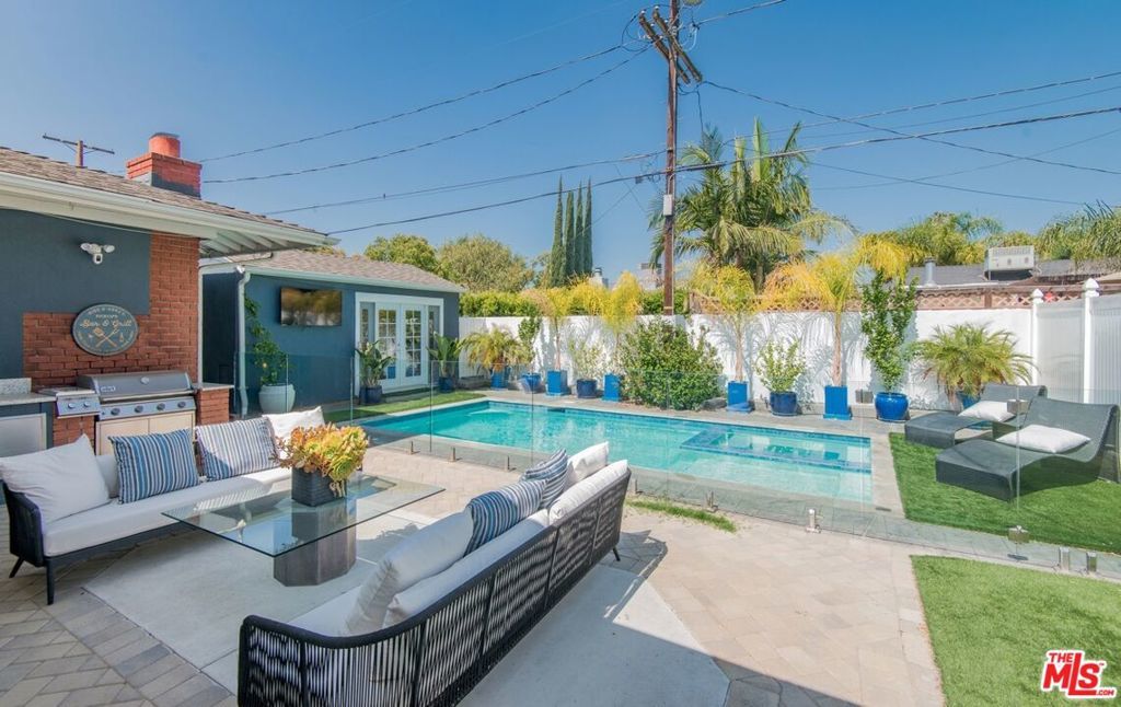 Photo of Listing #25528537