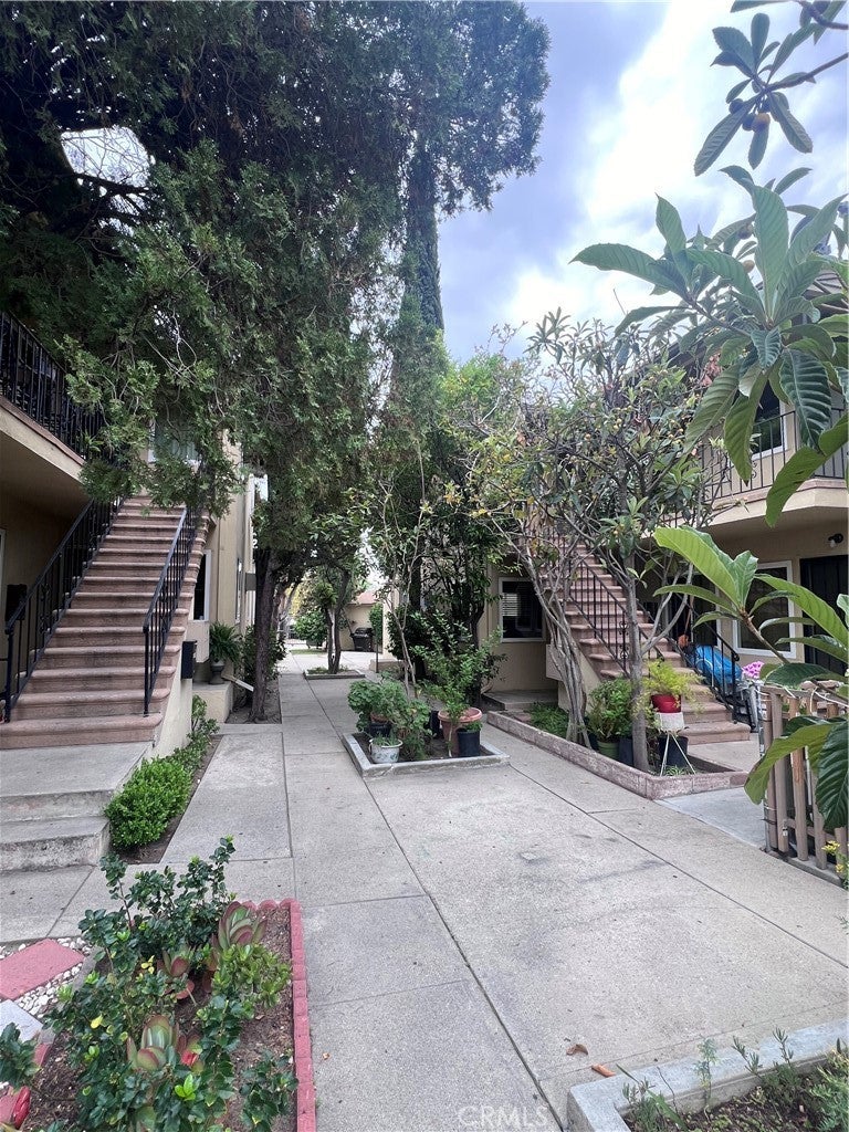 Photo of Listing #SR25088655