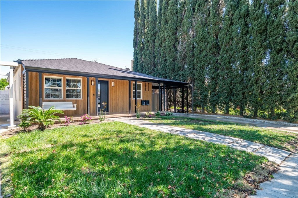 Photo of Listing #SR25086829