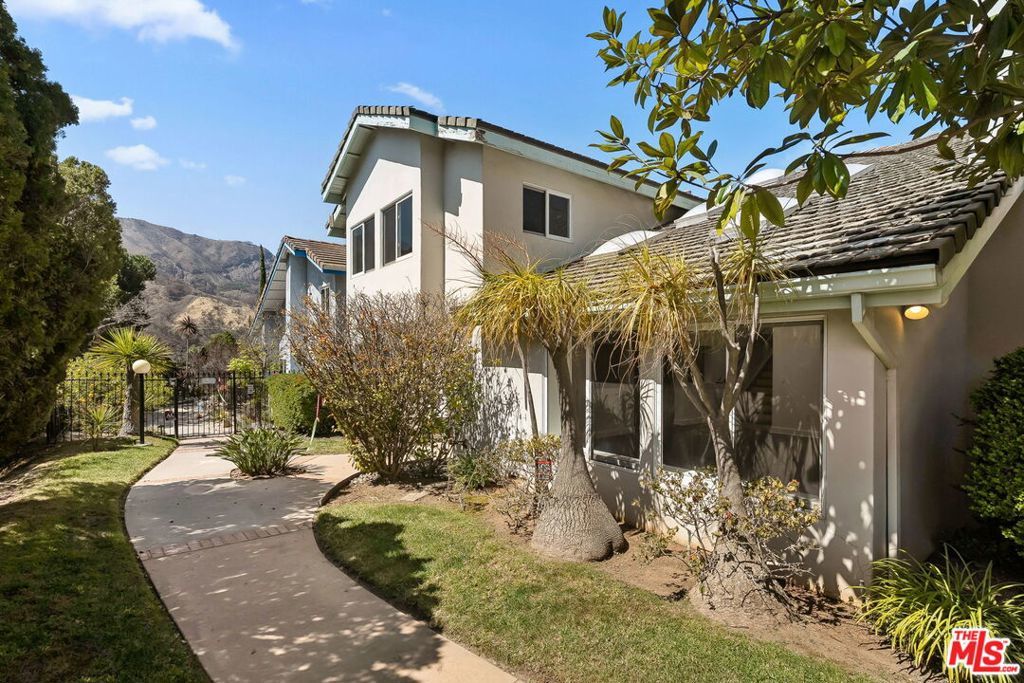 Photo of Listing #25529117