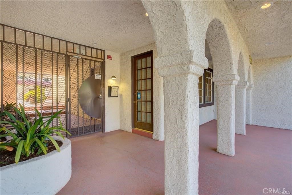 Photo of Listing #SR25089930