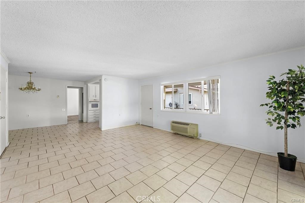 Photo of Listing #OC25089283